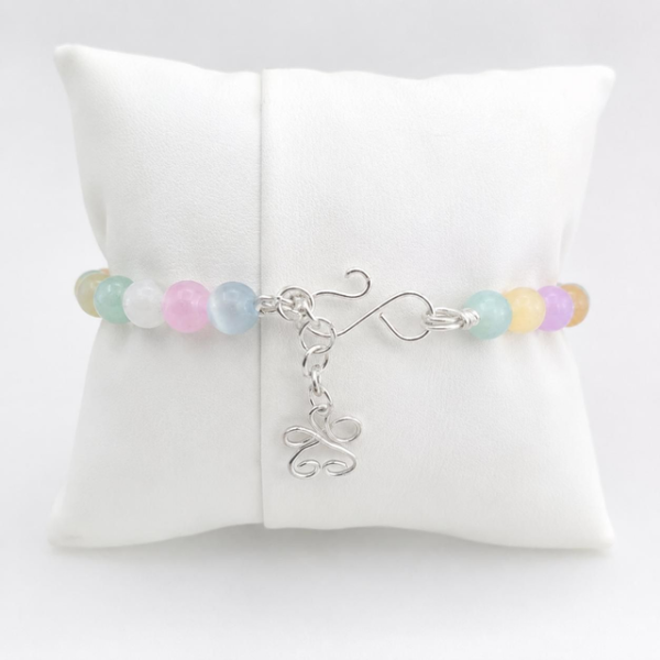 Bransoletka handmade z kolorowego selenitu Bransoletka handmade z kolorowego selenitu – zdjęcie 3